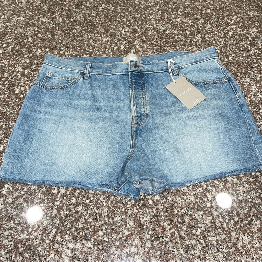 Everlane - The Relaxed '90s Short - Picture 10 of 10